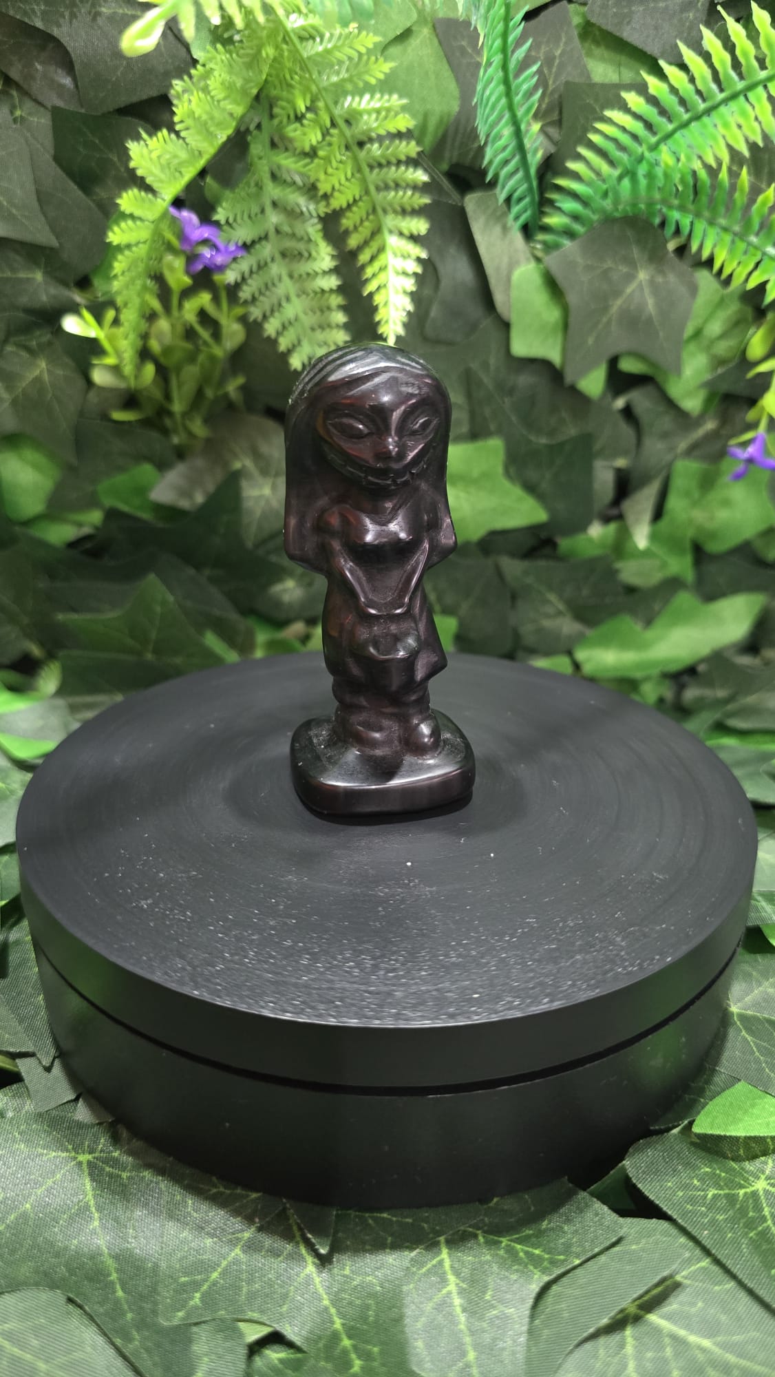 Black obsidian Sally