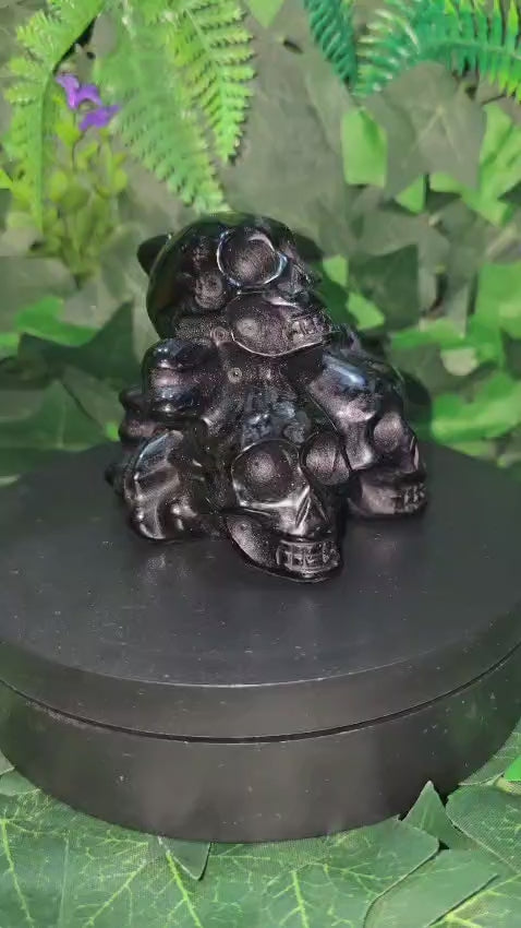 Black obsidian Skull Mountain